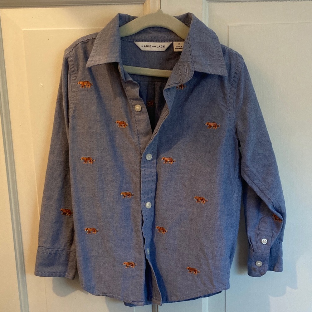 Janie and Jack size 3 Blue Button Down Shirt with Orange tiger Embroidery. NWOT